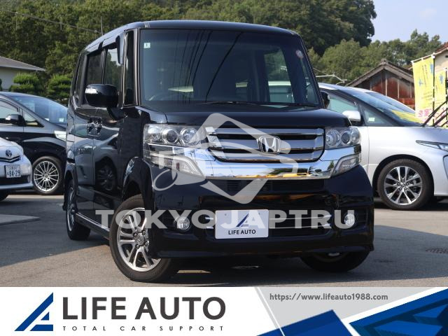 HONDA N-BOX CUSTOM