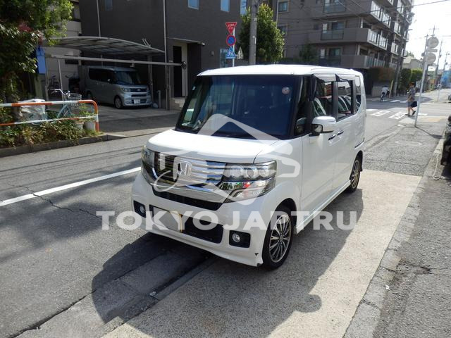 HONDA N-BOX CUSTOM