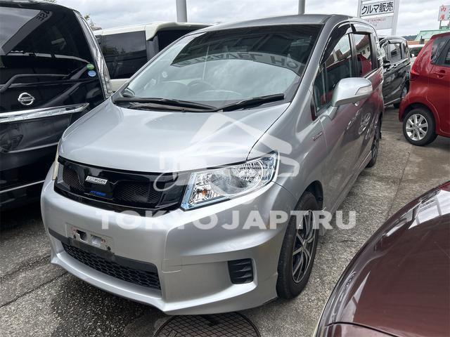 HONDA FREED SPIKE HYBRID