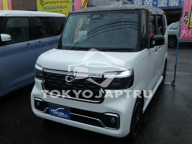 HONDA N-BOX CUSTOM