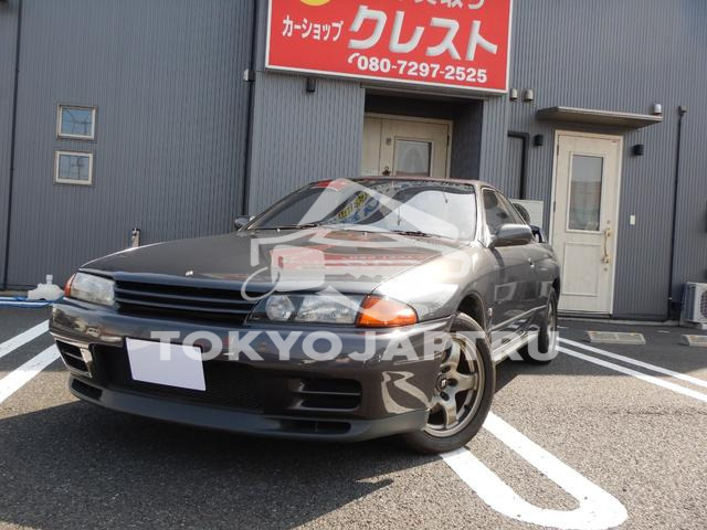 NISSAN SKYLINE