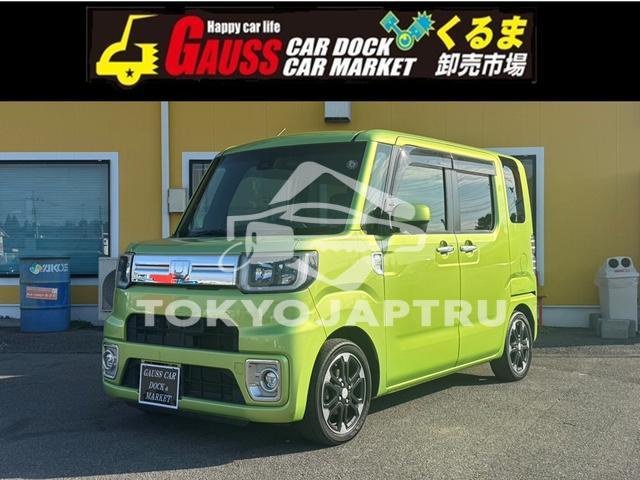 DAIHATSU WAKE