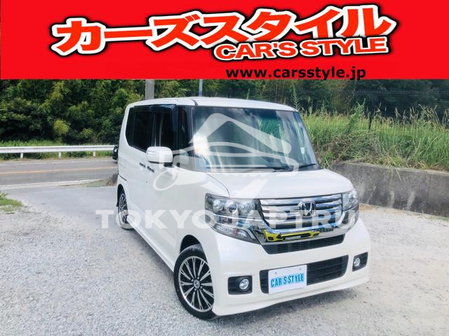 HONDA N-BOX CUSTOM