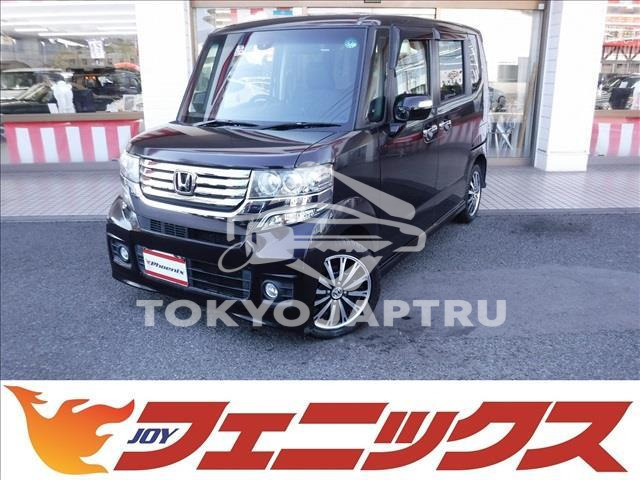 HONDA N-BOX CUSTOM