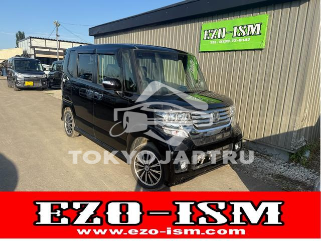 HONDA N-BOX CUSTOM
