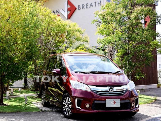 HONDA FREED HYBRID