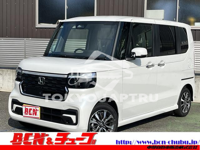 HONDA N-BOX CUSTOM
