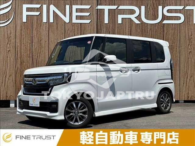 HONDA N-BOX CUSTOM