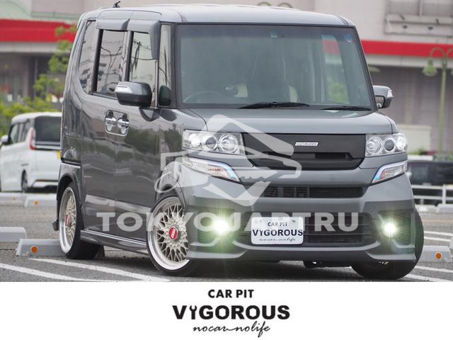 HONDA N-BOX CUSTOM