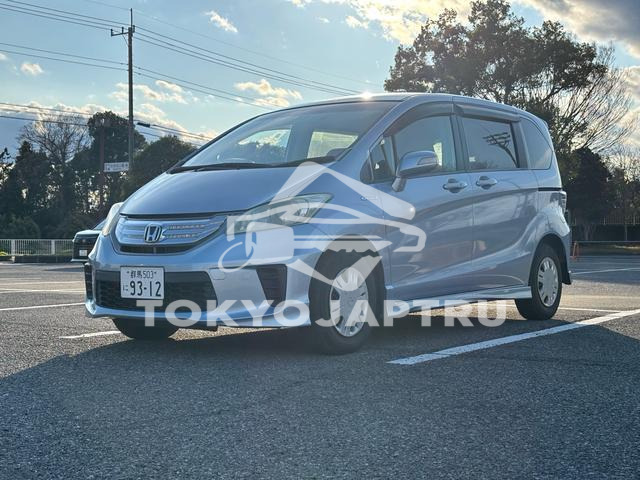 HONDA FREED HYBRID