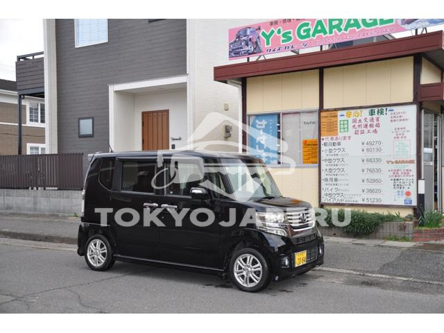 HONDA N-BOX CUSTOM