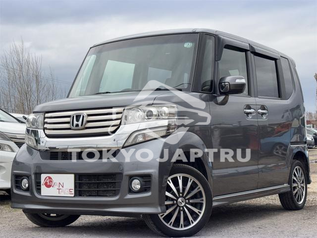 HONDA N-BOX CUSTOM