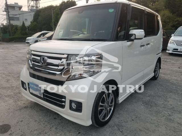 HONDA N-BOX CUSTOM