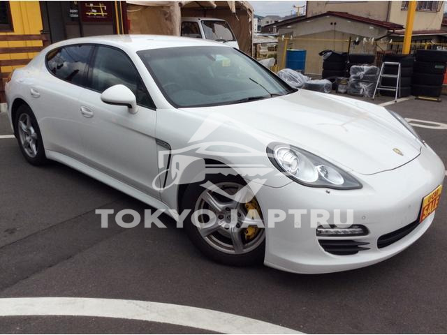 PORSCHE PANAMERA