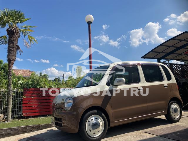 DAIHATSU MOVE LATTE