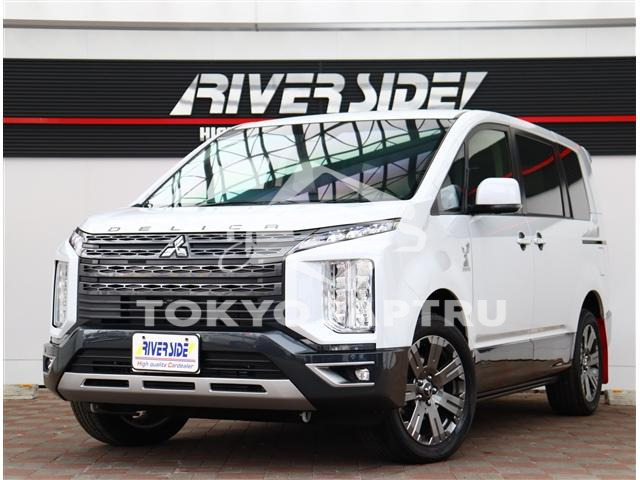 MITSUBISHI DELICA D:5