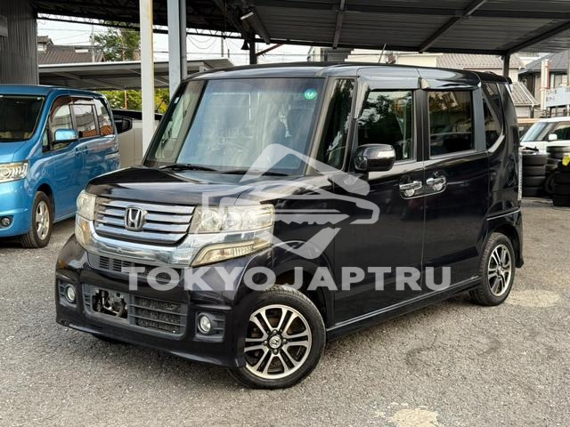 HONDA N-BOX CUSTOM