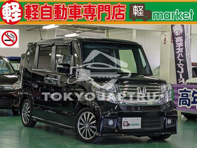 HONDA N-BOX CUSTOM