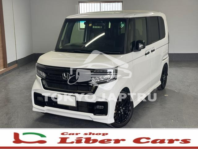 HONDA N-BOX CUSTOM