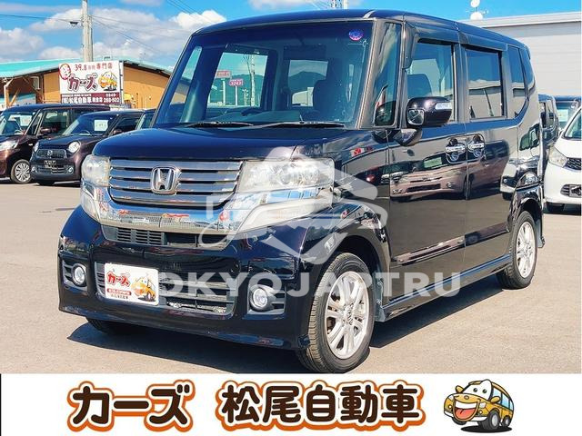 HONDA N-BOX CUSTOM