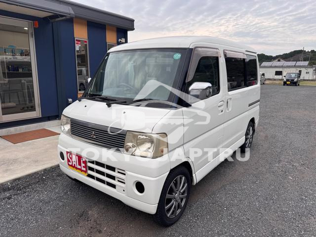 MITSUBISHI TOWN BOX