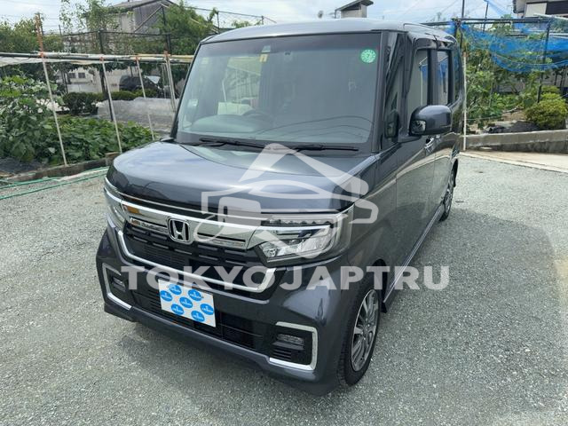 HONDA N-BOX CUSTOM