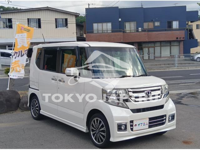 HONDA N-BOX CUSTOM