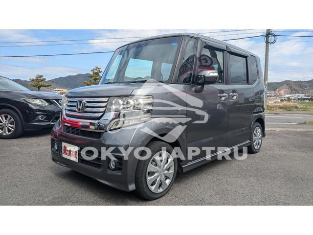 HONDA N-BOX CUSTOM