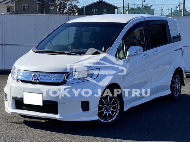 HONDA FREED SPIKE HYBRID