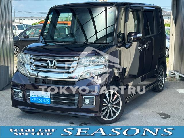 HONDA N-BOX CUSTOM