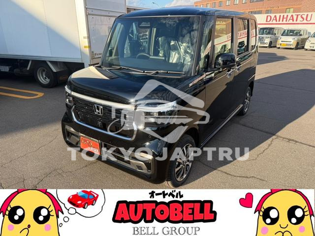 HONDA N-BOX CUSTOM