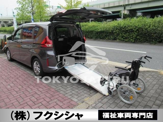 HONDA FREED PLUS