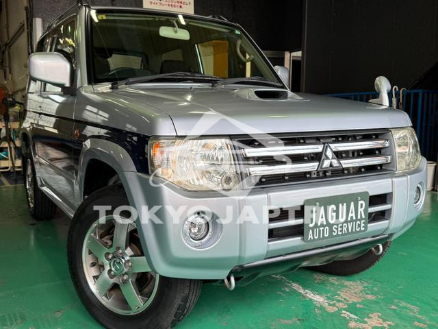 MITSUBISHI PAJERO MINI
