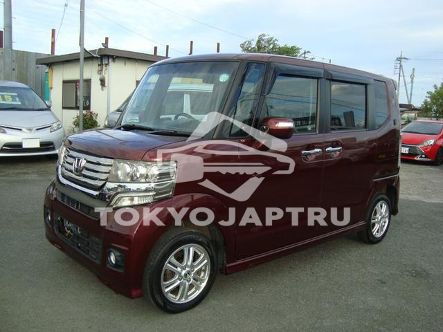 HONDA N-BOX CUSTOM