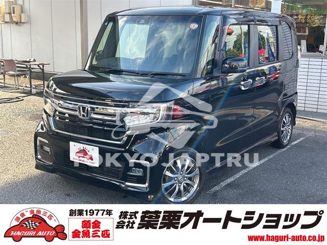 HONDA N-BOX CUSTOM