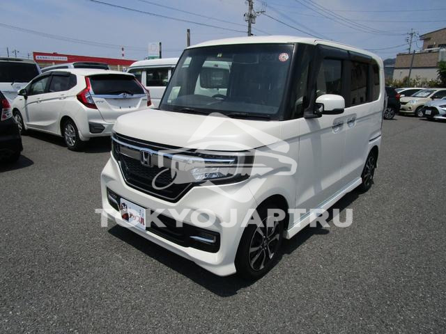 HONDA N-BOX CUSTOM