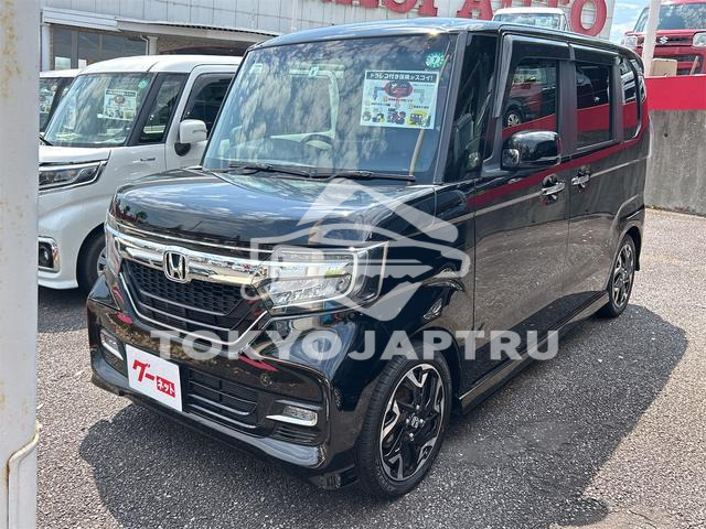 HONDA N-BOX CUSTOM