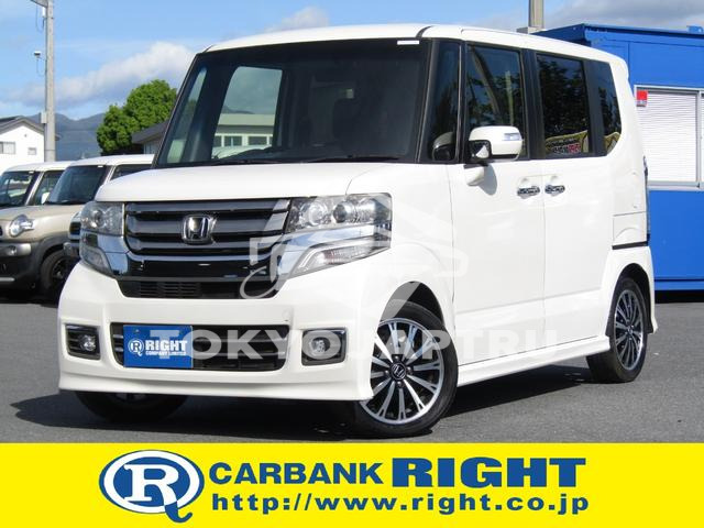 HONDA N-BOX CUSTOM
