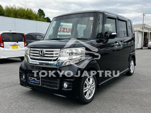 HONDA N-BOX CUSTOM