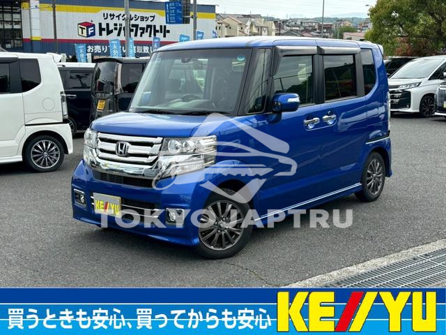 HONDA N-BOX CUSTOM