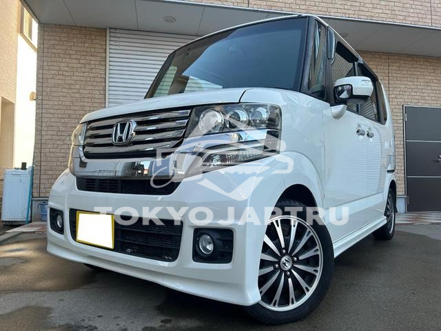 HONDA N-BOX CUSTOM