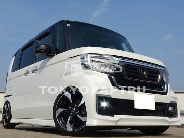 HONDA N-BOX CUSTOM