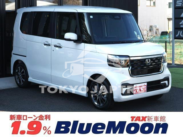 HONDA N-BOX CUSTOM