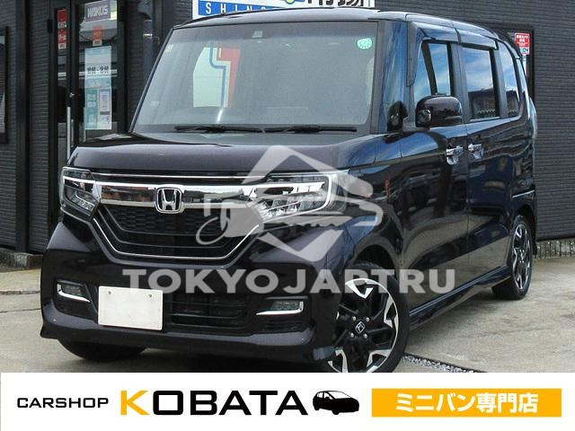 HONDA N-BOX CUSTOM