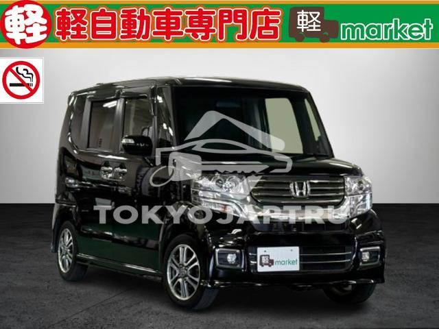 HONDA N-BOX CUSTOM