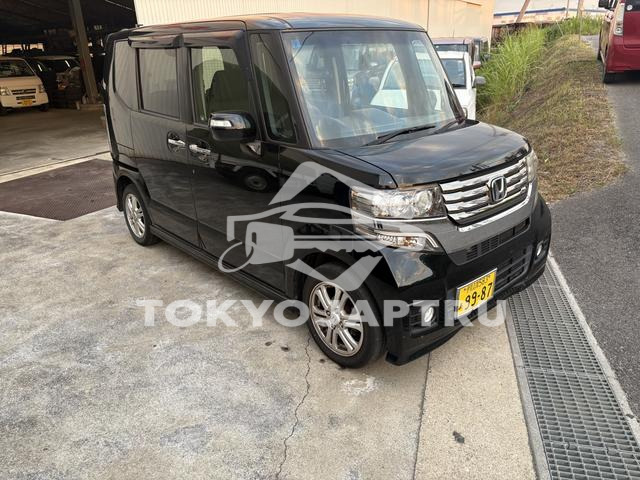 HONDA N-BOX CUSTOM