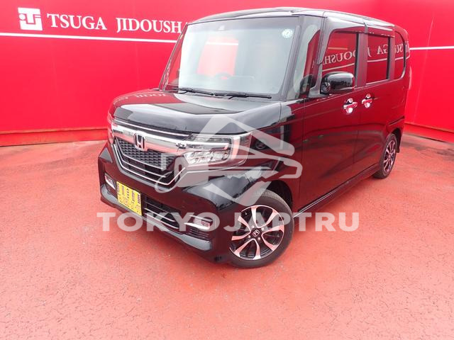 HONDA N-BOX CUSTOM