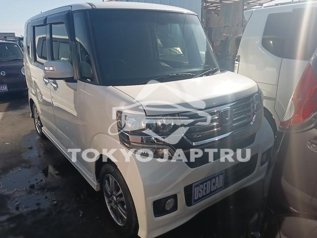 HONDA N-BOX CUSTOM