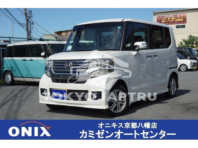 HONDA N-BOX CUSTOM