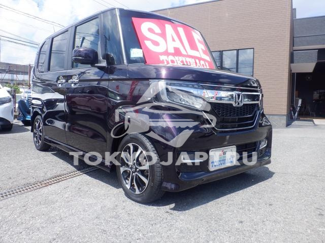 HONDA N-BOX CUSTOM
